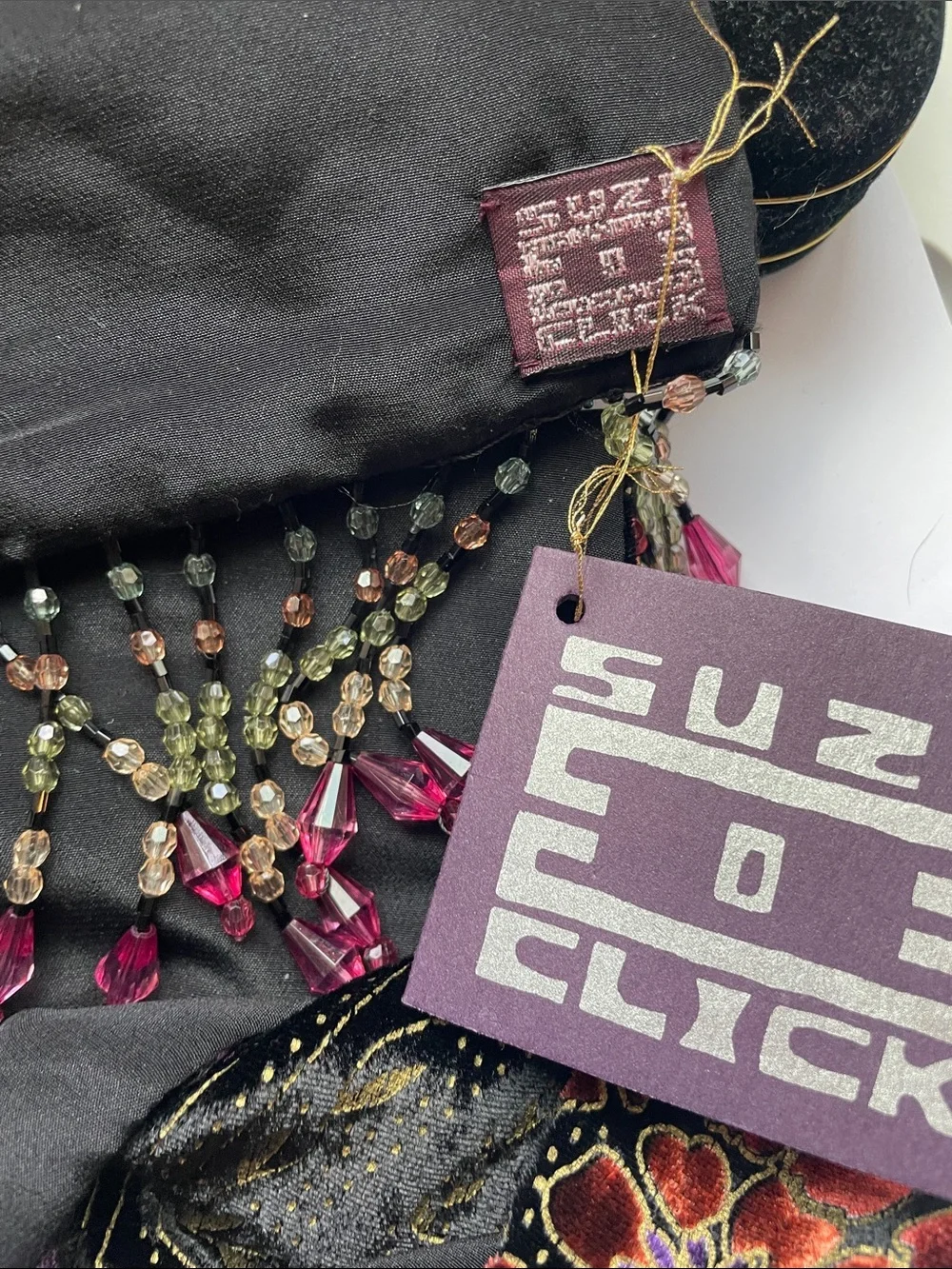 NWT SUZI O CLICK VELVET AND SILK SCARF